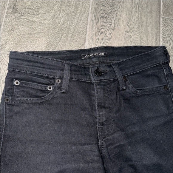 Lucky brand Mid Rise Sweet Straight - Picture 7 of 12